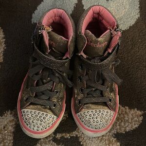 Skechers Kids Rose Gold Metallic Sparkly Light Up Pink, White & Silver Shoes